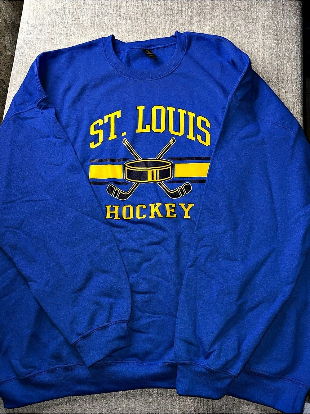 St. Louis Hockey Blue Gold Crewneck Sweatshirt 3XL NWOT Gildan Heavy Blend